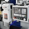 Metal Parçalar İçin X Y Z Ekseni CNC VMC Makinesi 0.025/300mm Konumlandırma Doğruluğu