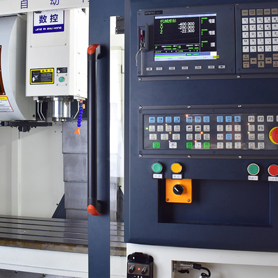 Yüksek Hassasiyetli Cnc İşleme Dikey Merkez 900mm X Eksen Seyahati